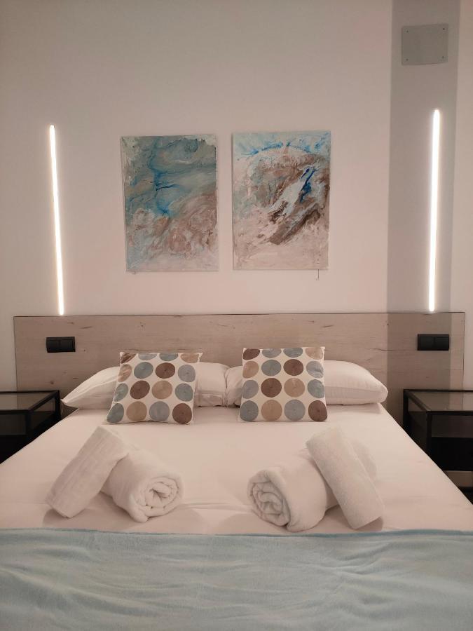 Apartamentos Wur Madrid Exterior photo